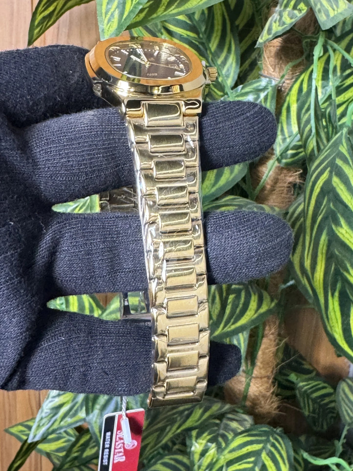 Stainless Steel Band Wrist Watch For Men