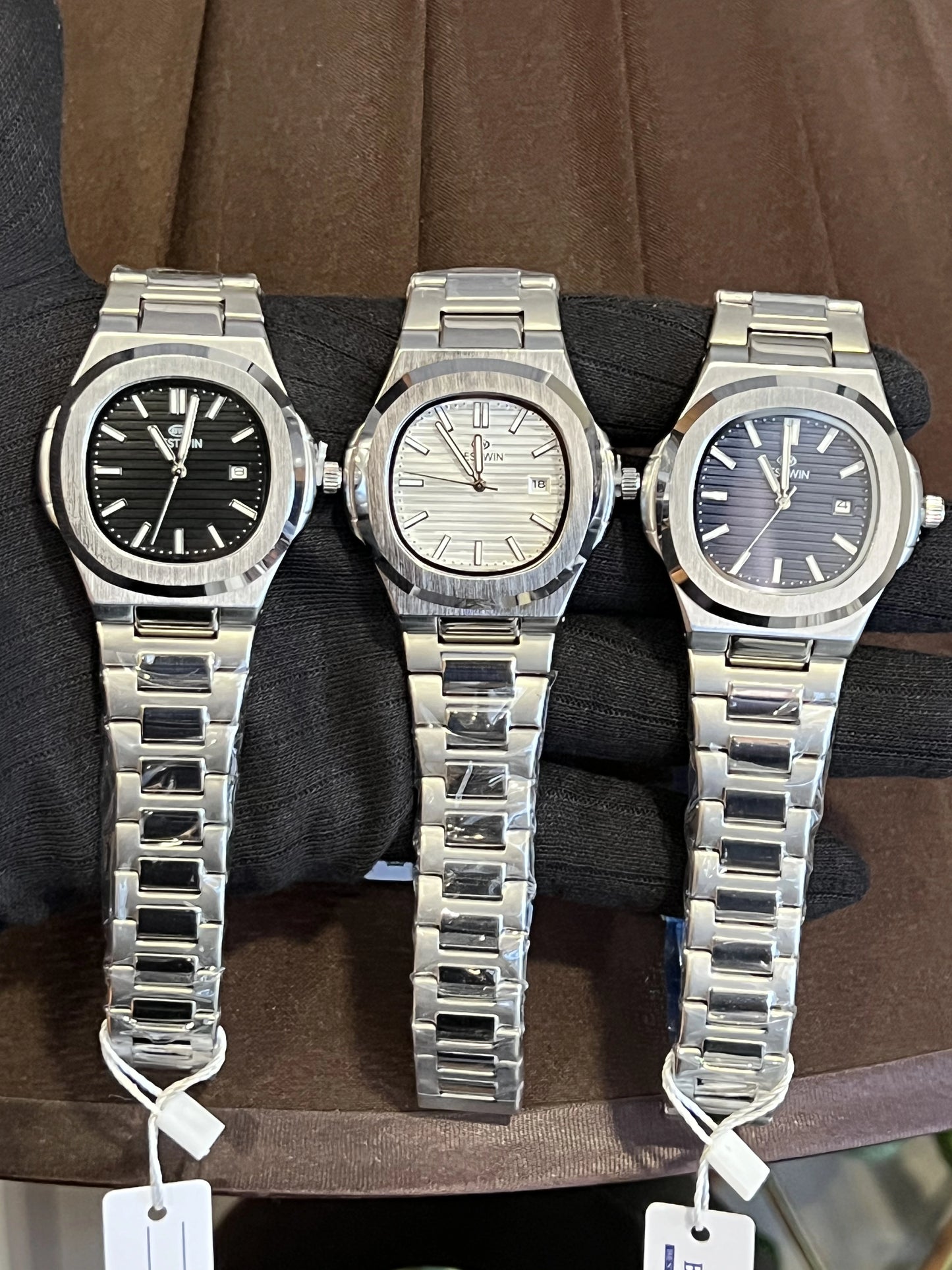 Premium Seastar Silver Chain Watch | With Classical Date Adjuster